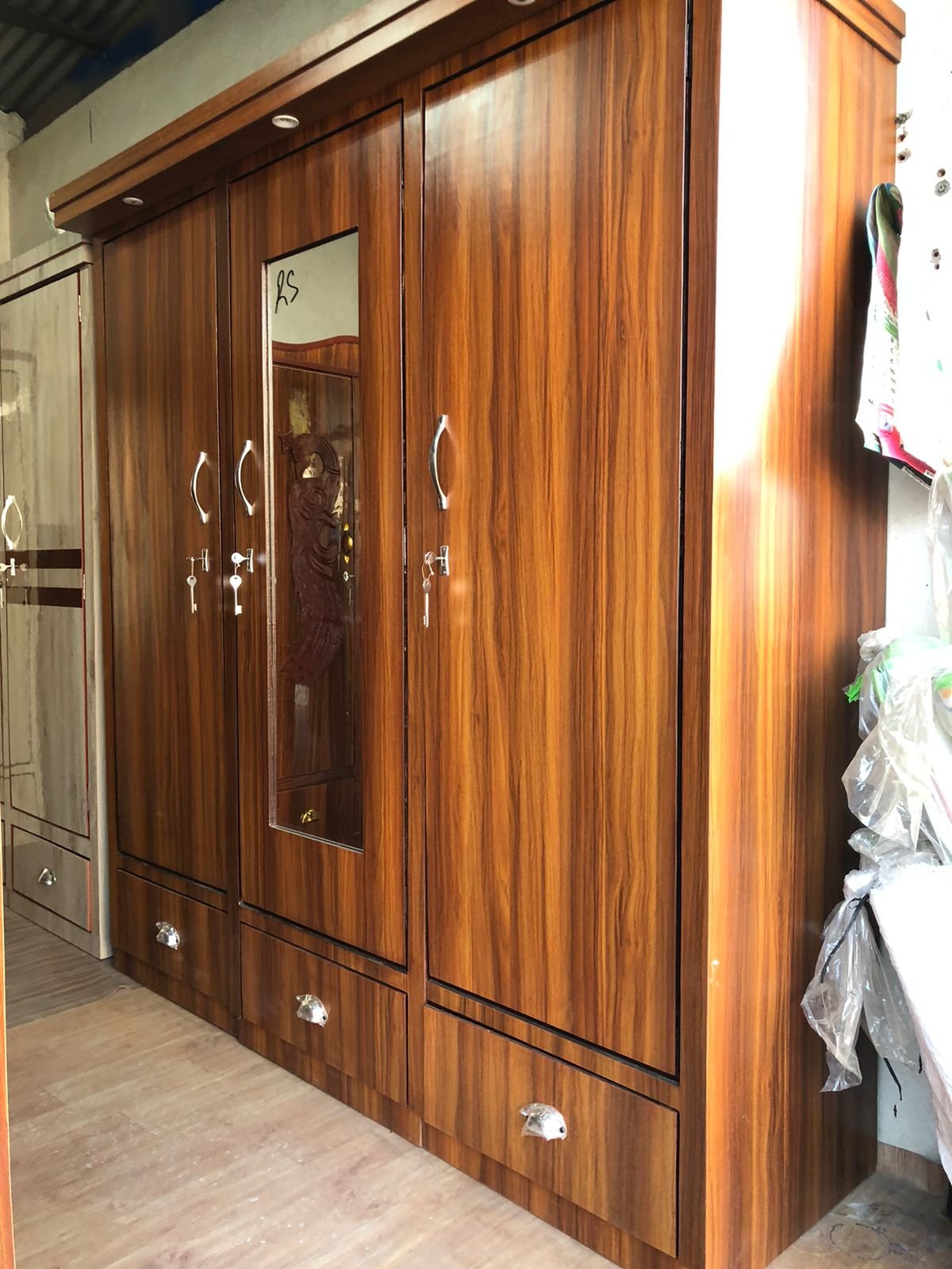 3 Piece Stylish Modern Wooden Daraj