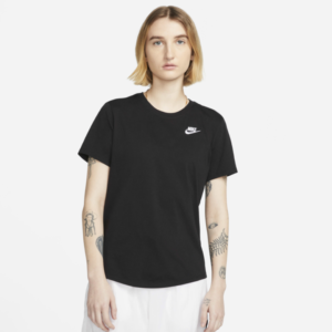 Nike Sportswear Club Essentials W T-Shirt - Summer T-Shirt - Size XL
