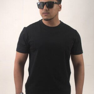 Round Neck Regular-fit Black Crew Neck T-shirt - Half Sleeve T-Shirt - Size XL